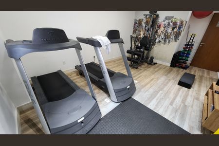 Apartamento para alugar com 100m², 3 quartos e 2 vagasÁrea comum - Academia