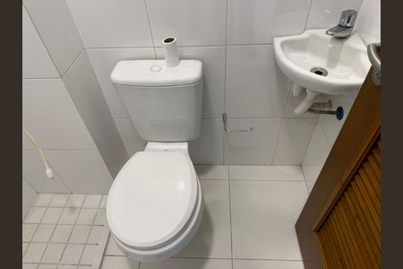 Apartamento para alugar com 100m², 3 quartos e 2 vagasBanheiro de serviço