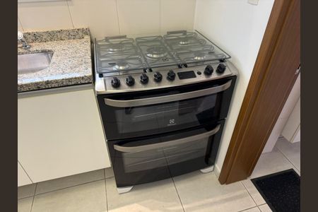 Apartamento para alugar com 100m², 3 quartos e 2 vagasCozinha