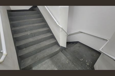 Apartamento para alugar com 100m², 3 quartos e 2 vagasEscada