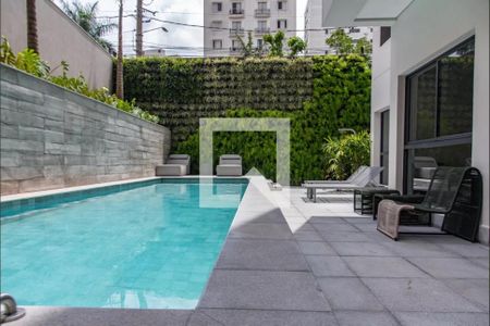 Studio à venda com 22m², 1 quarto e sem vaga Studio à venda com 22m², 1 quarto e sem vagaÁrea comum - Piscina