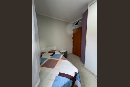 Casa à venda com 257m², 3 quartos e 6 vagas Casa à venda com 257m², 3 quartos e 6 vagasQuarto 2