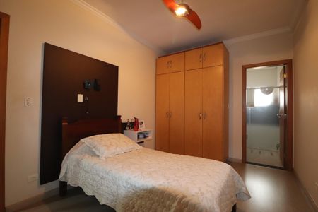 Casa à venda com 308m², 4 quartos e 4 vagas Suíte 2