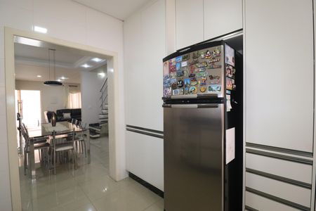 Casa à venda com 308m², 4 quartos e 4 vagasCozinha