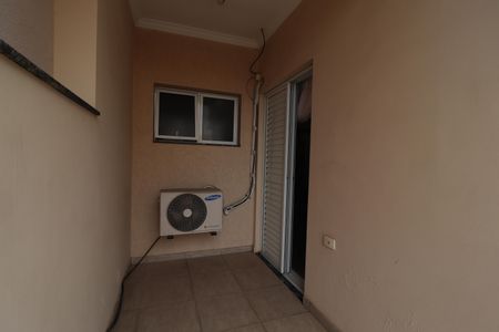 Casa à venda com 308m², 4 quartos e 4 vagasVaranda da Suíte 1