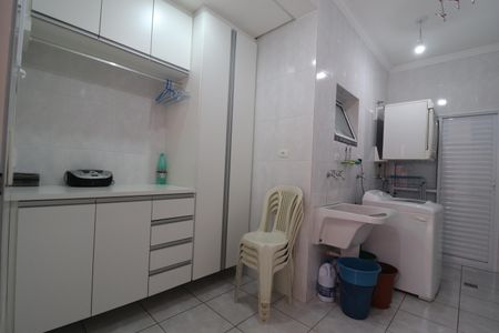 Casa à venda com 308m², 4 quartos e 4 vagasÁrea de Serviço
