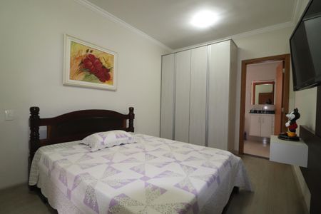 Casa à venda com 308m², 4 quartos e 4 vagas Suíte 3