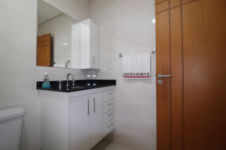 Casa à venda com 308m², 4 quartos e 4 vagasBanheiro da Suíte 3