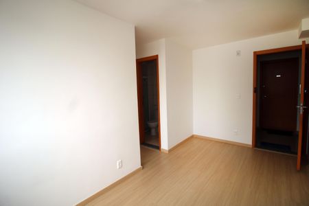 Sala de apartamento à venda com 2 quartos, 48m² em Colégio, Rio de Janeiro