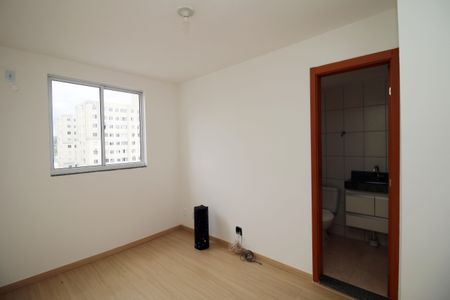 Suíte de apartamento à venda com 2 quartos, 48m² em Colégio, Rio de Janeiro