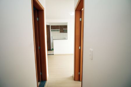 Sala - Corredor de apartamento à venda com 2 quartos, 48m² em Colégio, Rio de Janeiro