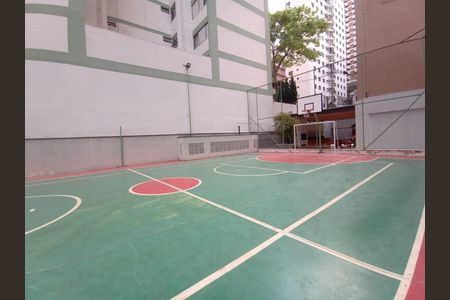 Apartamento à venda com 215m², 3 quartos e 3 vagas