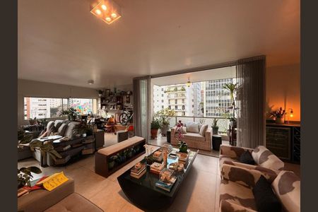 Apartamento à venda com 3 quartos, 226m² em Jardim Paulista, São Paulo