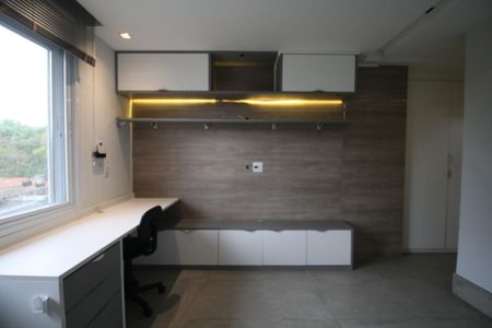 Casa à venda com 585m², 3 quartos e 6 vagasSuíte 2