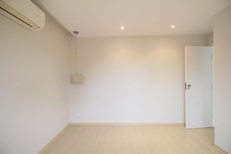 Casa à venda com 585m², 3 quartos e 6 vagasSuíte 1