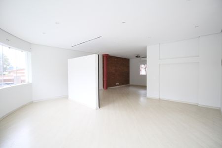 Casa à venda com 585m², 3 quartos e 6 vagasSuíte 3