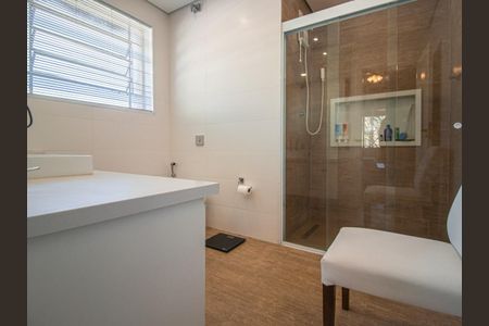 Casa à venda com 410m², 4 quartos e 4 vagas