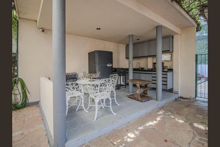 Casa à venda com 410m², 4 quartos e 4 vagas