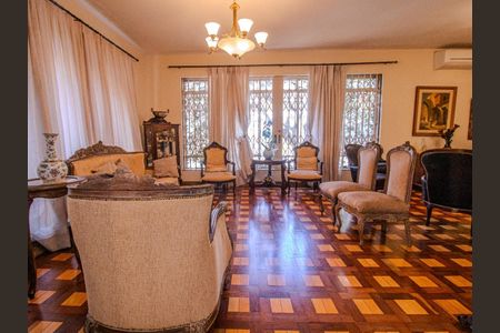 Casa à venda com 4 quartos, 410m² em Perdizes, São Paulo