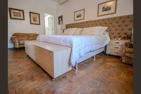 Casa à venda com 410m², 4 quartos e 4 vagas