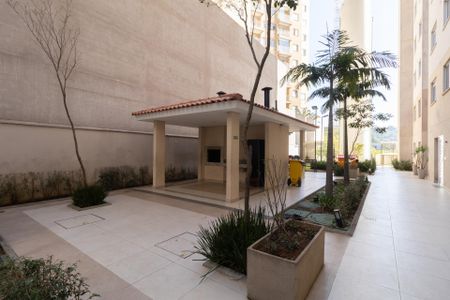 Apartamento à venda com 32m², 2 quartos e sem vaga Apartamento à venda com 32m², 2 quartos e sem vagaÁrea Comum - Churrasqueira