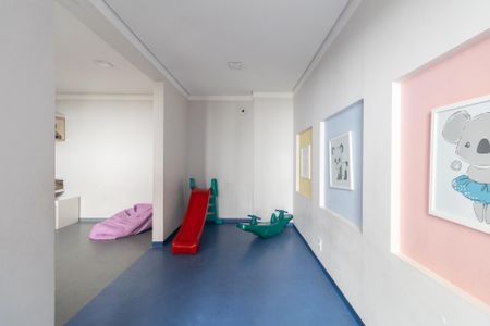 Apartamento à venda com 32m², 2 quartos e sem vaga Apartamento à venda com 32m², 2 quartos e sem vagaÁrea Comum - Brinquedoteca