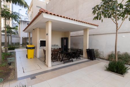 Apartamento à venda com 32m², 2 quartos e sem vaga Apartamento à venda com 32m², 2 quartos e sem vagaÁrea Comum - Churrasqueira