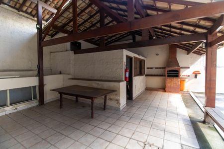 Apartamento à venda com 84m², 2 quartos e 1 vagaÁrea comum