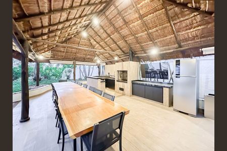 Apartamento à venda com 4 quartos, 213m² em Vila Suzana, São Paulo