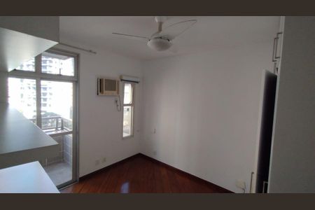 Apartamento à venda com 3 quartos, 230m² em Ingá, Niterói