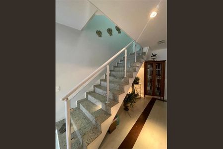 Casa à venda com 129m², 3 quartos e 2 vagas