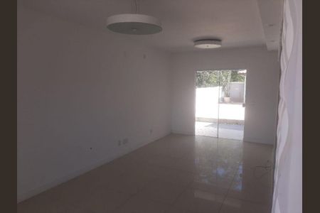 Casa à venda com 3 quartos, 105m² em Serra Grande, Niterói