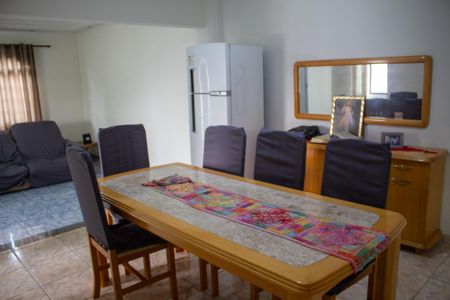 Sala de Jantar de casa para alugar com 3 quartos, 240m² em Santa Luzia, Ribeirão Pires