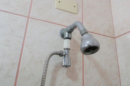 Casa à venda com 180m², 3 quartos e 4 vagas Casa à venda com 180m², 3 quartos e 4 vagasBanheiro da Suite 2