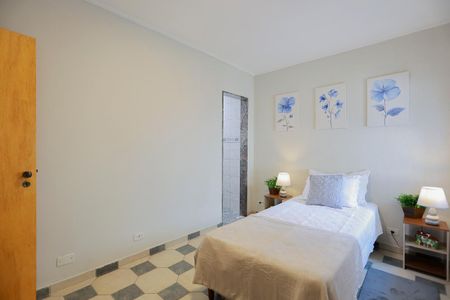 Casa à venda com 180m², 3 quartos e 4 vagas Casa à venda com 180m², 3 quartos e 4 vagasSuíte 3