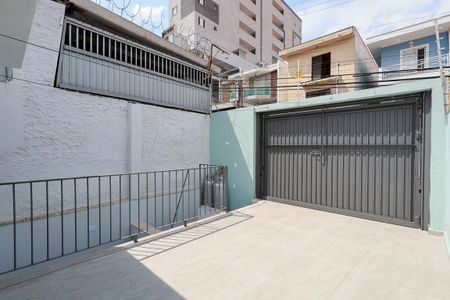 Casa à venda com 180m², 3 quartos e 4 vagas Casa à venda com 180m², 3 quartos e 4 vagasGaragem 2