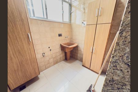 Apartamento à venda com 80m², 2 quartos e sem vaga Apartamento à venda com 80m², 2 quartos e sem vagaÁrea de Serviço