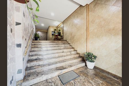 Apartamento à venda com 80m², 2 quartos e sem vaga Apartamento à venda com 80m², 2 quartos e sem vagaHall de entrada