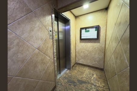 Apartamento à venda com 80m², 2 quartos e sem vaga Apartamento à venda com 80m², 2 quartos e sem vagaÁrea comum