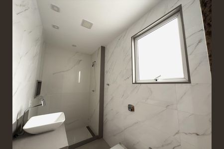 Apartamento à venda com 80m², 2 quartos e sem vaga Apartamento à venda com 80m², 2 quartos e sem vagaBanheiro