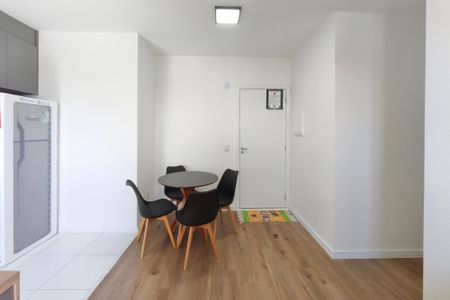 Sala de apartamento para alugar com 2 quartos, 43m² em Jardim Ibirapuera, Campinas