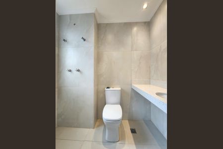 Casa de condomínio à venda com 98m², 3 quartos e 2 vagas Casa de condomínio à venda com 98m², 3 quartos e 2 vagasBanheiro da Suíte 1