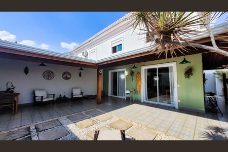 Casa de condomínio à venda com 150m², 3 quartos e 2 vagasÁrea gourmet