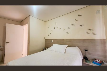 Casa de condomínio à venda com 150m², 3 quartos e 2 vagasSuite