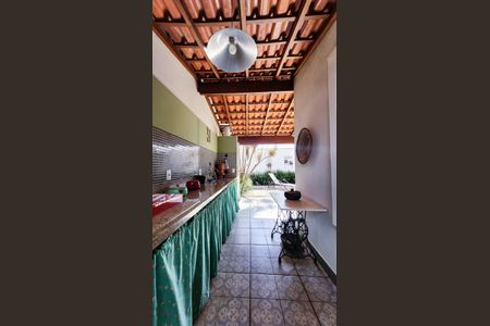 Casa de condomínio à venda com 150m², 3 quartos e 2 vagasÁrea gourmet