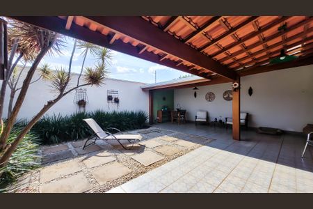 Casa de condomínio à venda com 150m², 3 quartos e 2 vagasÁrea gourmet