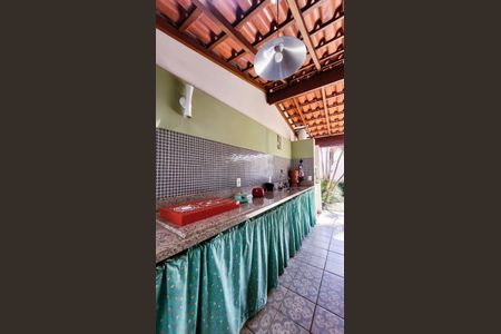 Casa de condomínio à venda com 150m², 3 quartos e 2 vagasÁrea gourmet