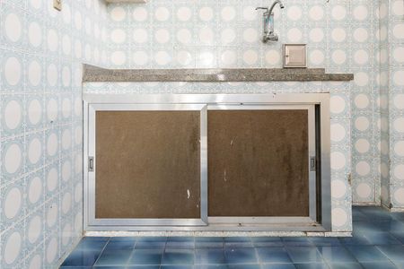 Apartamento à venda com 60m², 2 quartos e 1 vaga Apartamento à venda com 60m², 2 quartos e 1 vagaCozinha - Armários