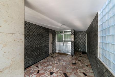 Apartamento à venda com 60m², 2 quartos e 1 vaga Apartamento à venda com 60m², 2 quartos e 1 vagaÁrea comum - Hall da entrada