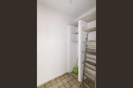 Apartamento à venda com 60m², 2 quartos e 1 vaga Apartamento à venda com 60m², 2 quartos e 1 vagaQuarto de Serviço